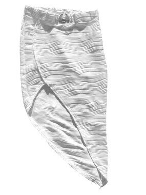 Micas Women's Size Medium Textured Asymmetrical Skirt w/ Gold Accent Belt White